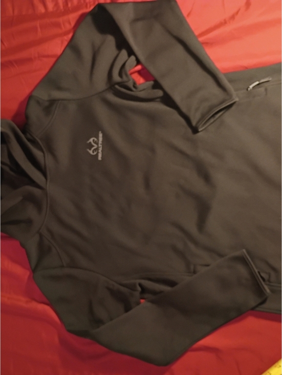 Realtree Other - Realtree Black Pullover Hoodie Small 4-6